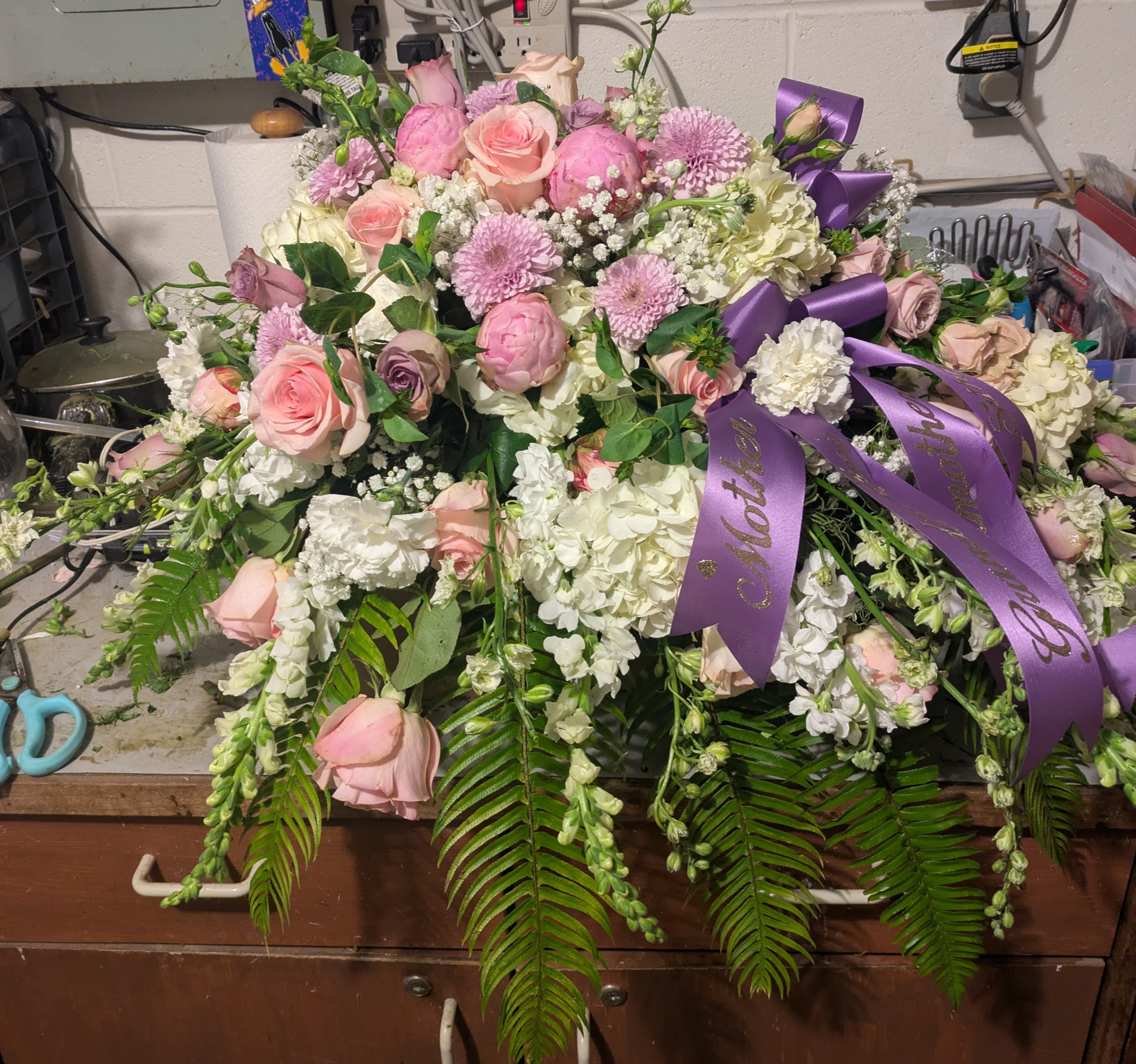 Casket spray 4
